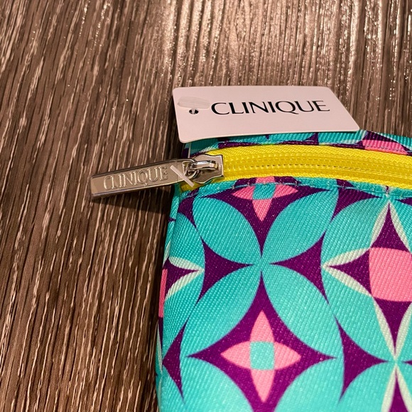 🔥🆕Clinique Makeup Bag & Makeup Remover - Picture 5 of 10